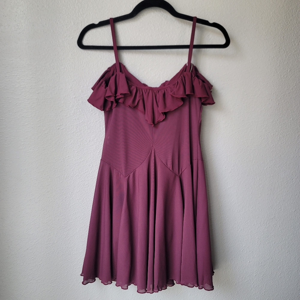 Halara NWT Ruffle V Neckline Mini Dress Size XSmall In Burgundy - Picture 4 of 7